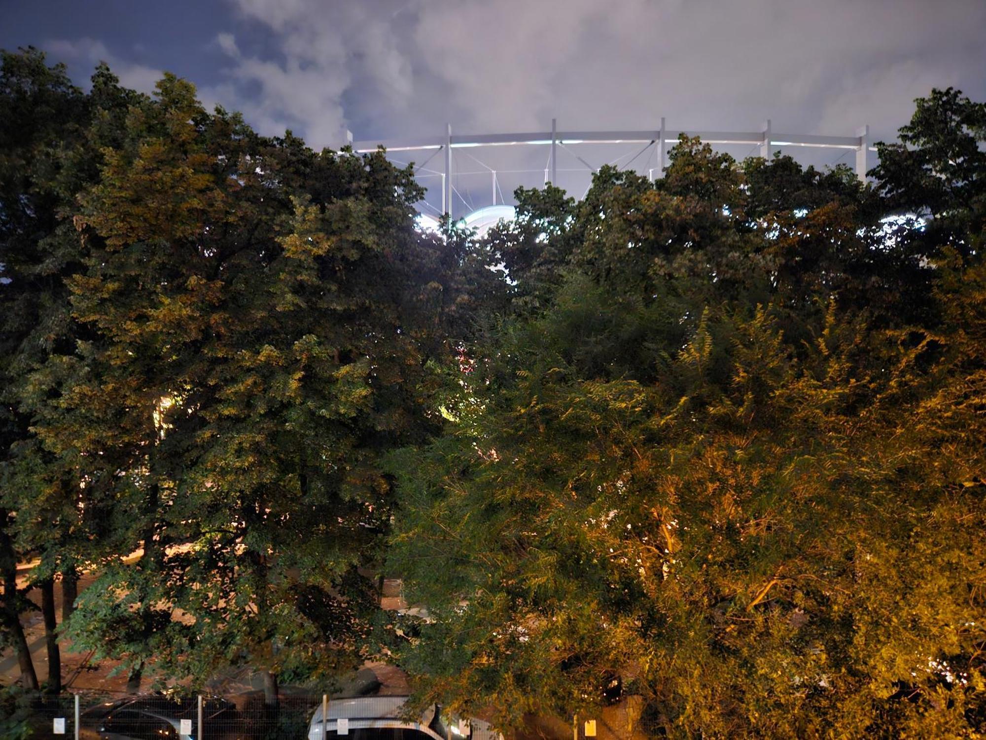 Simple Villa Rooms National Arena Self Check In Bucharest Exterior photo